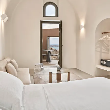 Old Castle Villa *