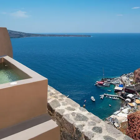 Old Castle Oia (Santorini)