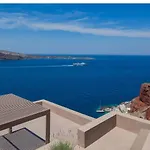 Old Castle * Oia (Santorini)