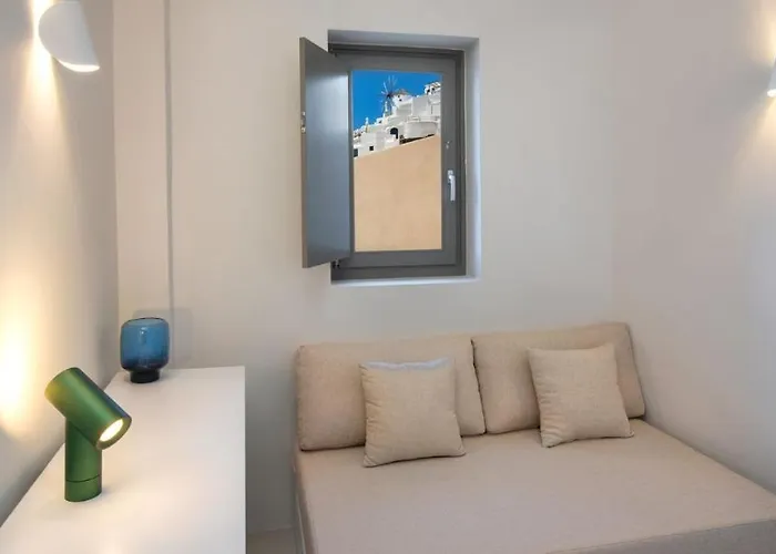 Old Castle * أويا