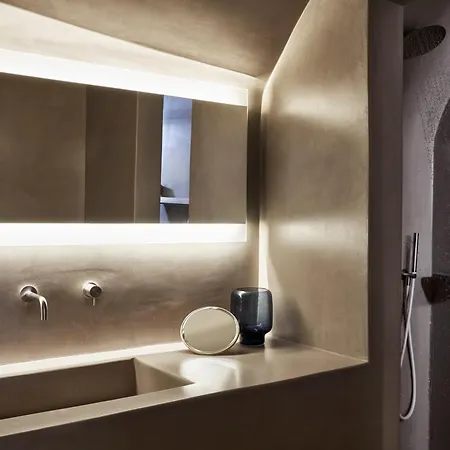 Old Castle Villa Oia